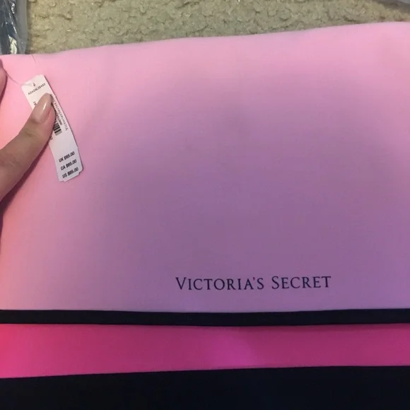 🆕 Victoria's Secret Cross Body Bag - Picture 2 of 4